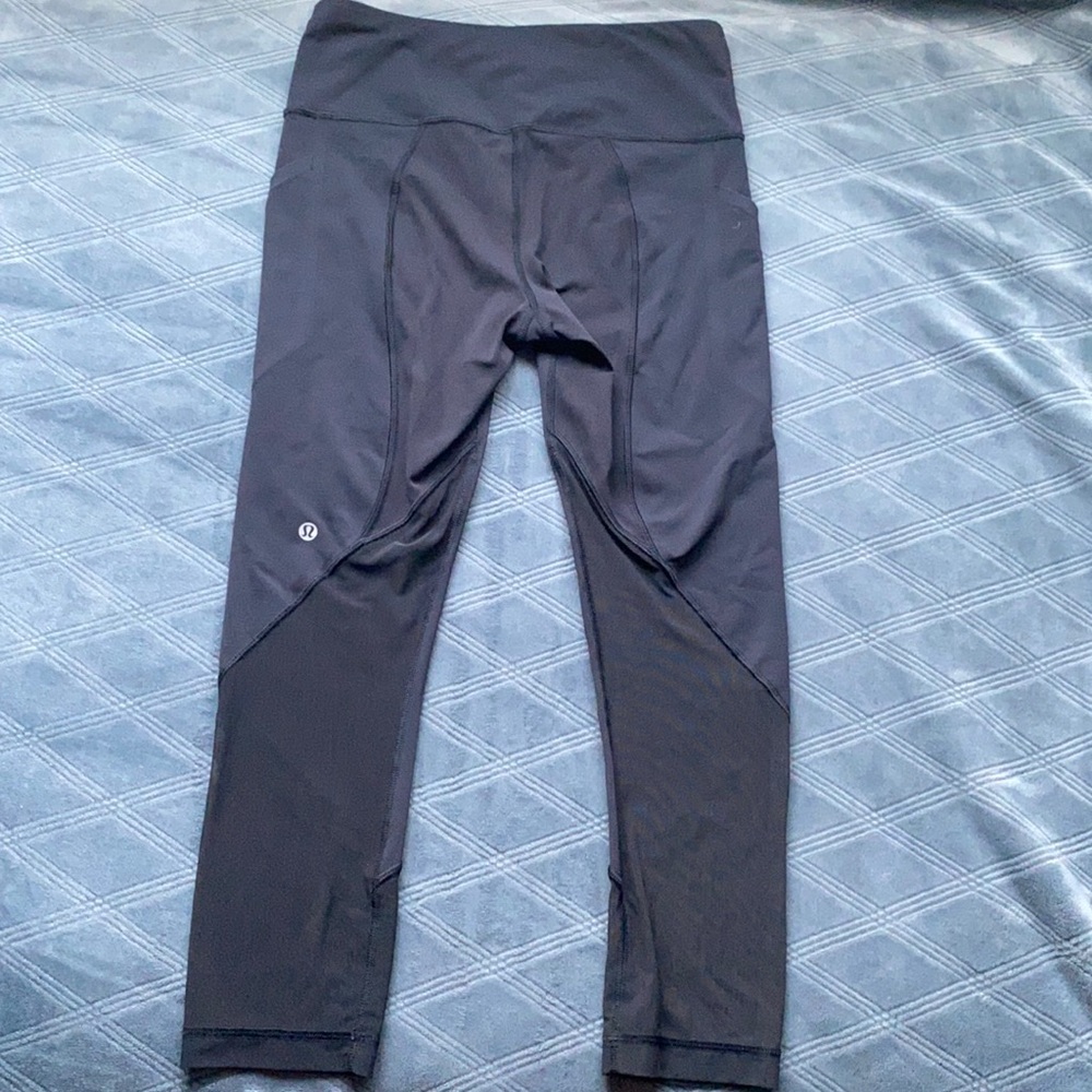 lululemon size 6 mesh ankle leggings with pockets